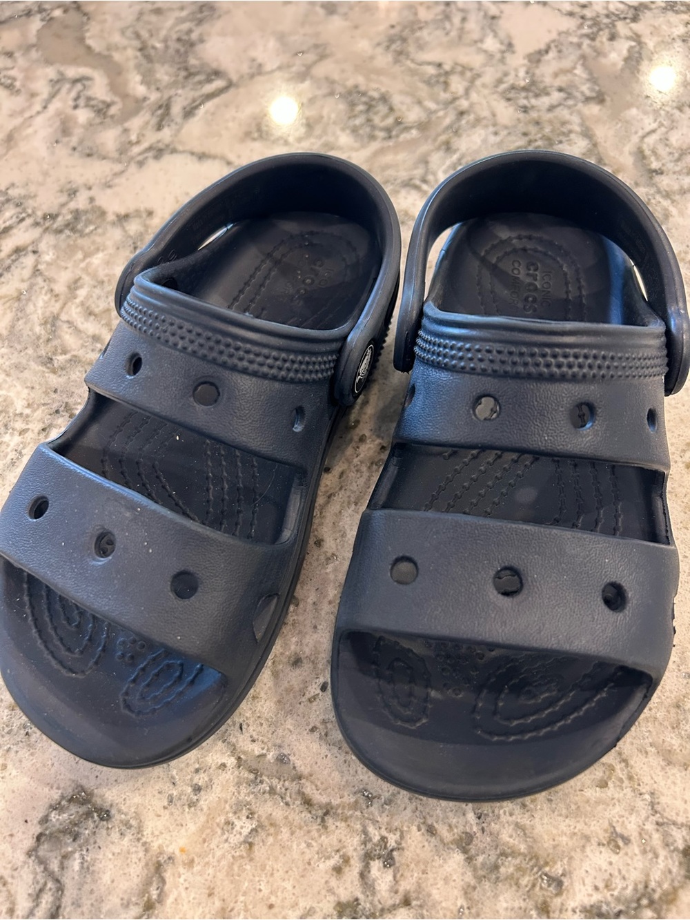 CROCS Kids Navy Classic Strap Sandals C10